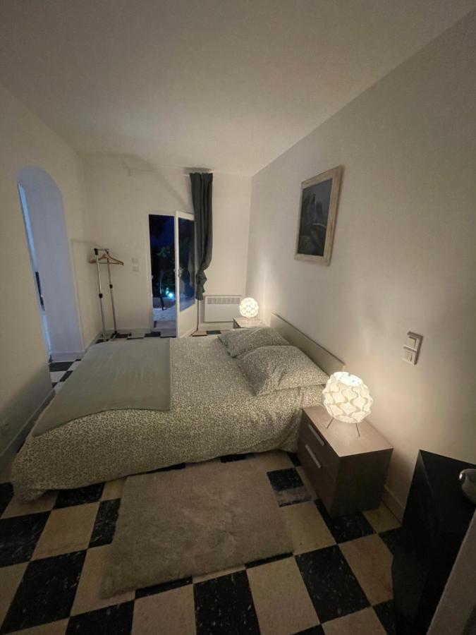 Appartement Plein Centre Avec Jardin Saint-Tropez Exterior photo